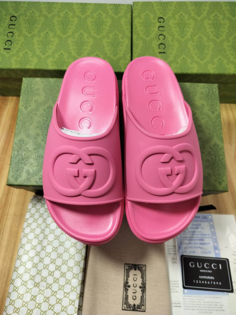 Gucci Pink Rubber Slide Sandals for Women