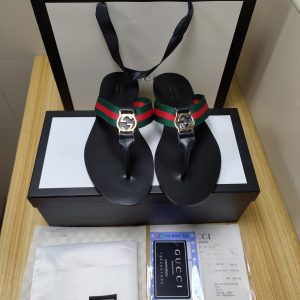 Gucci Women's Black Flip Flops with Green and Red Stripes