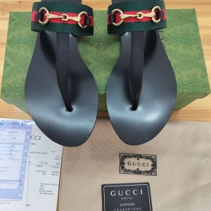 Gucci Women's Black Flip Flop Sandals with Green Red Stripe