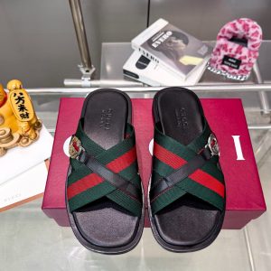 Gucci Men's Green and Red Striped Slide Sandals in Rubber