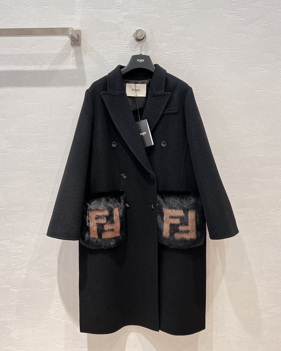 Fendi-Black-Wool-Blend-Double-Breasted-Coat-with-Faux-Fur-Po