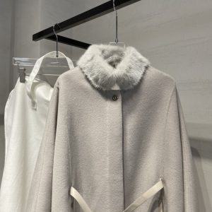 Elegant-Beige-Faux-Fur-Collared-Coat-with-Belted-Waist