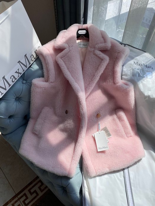 Max-Mara-Pink-Faux-Fur-Vest-Coat