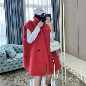 Chic-Red-Wool-Blend-Oversized-Vest-for-Women-Stylish-Layer