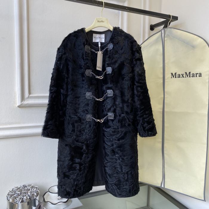 Max-Mara-Women’s-Black-Faux-Fur-Coat-with-Toggle-Closure