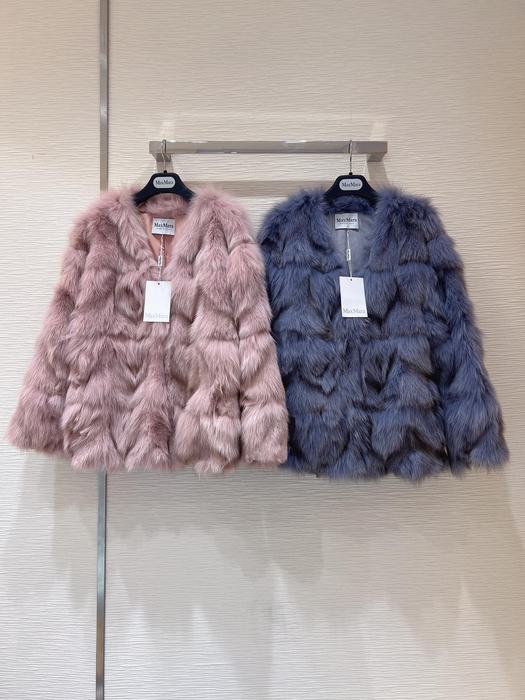 MaxMara-Faux-Fur-Jacket-in-Pink-and-Blue,-Stylish-Women’s-Ou