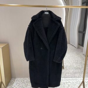 Cozy-Black-Fur-Lined-Overcoat-for-Women-by-MaxMara