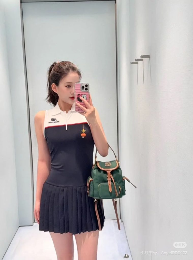 Navy-Pleated-Tennis-Dress-with-White-Collar-Women’s-Sportw