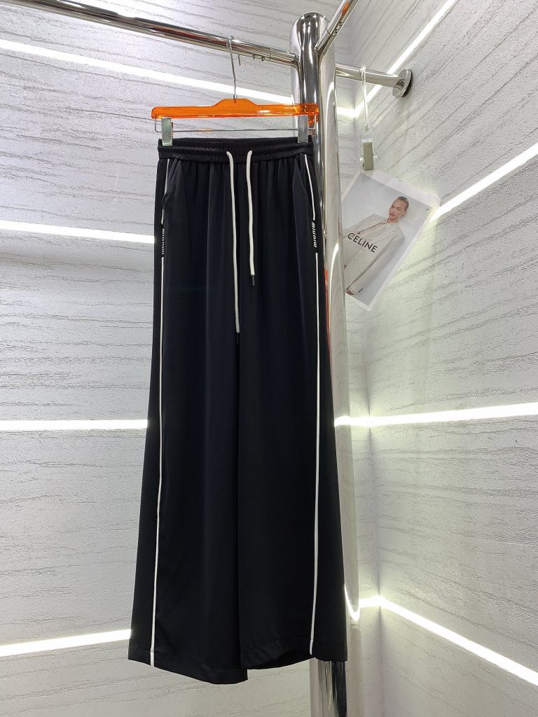 Men’s-Black-Athletic-Pants-with-White-Stripes,-Casual-Fit-by