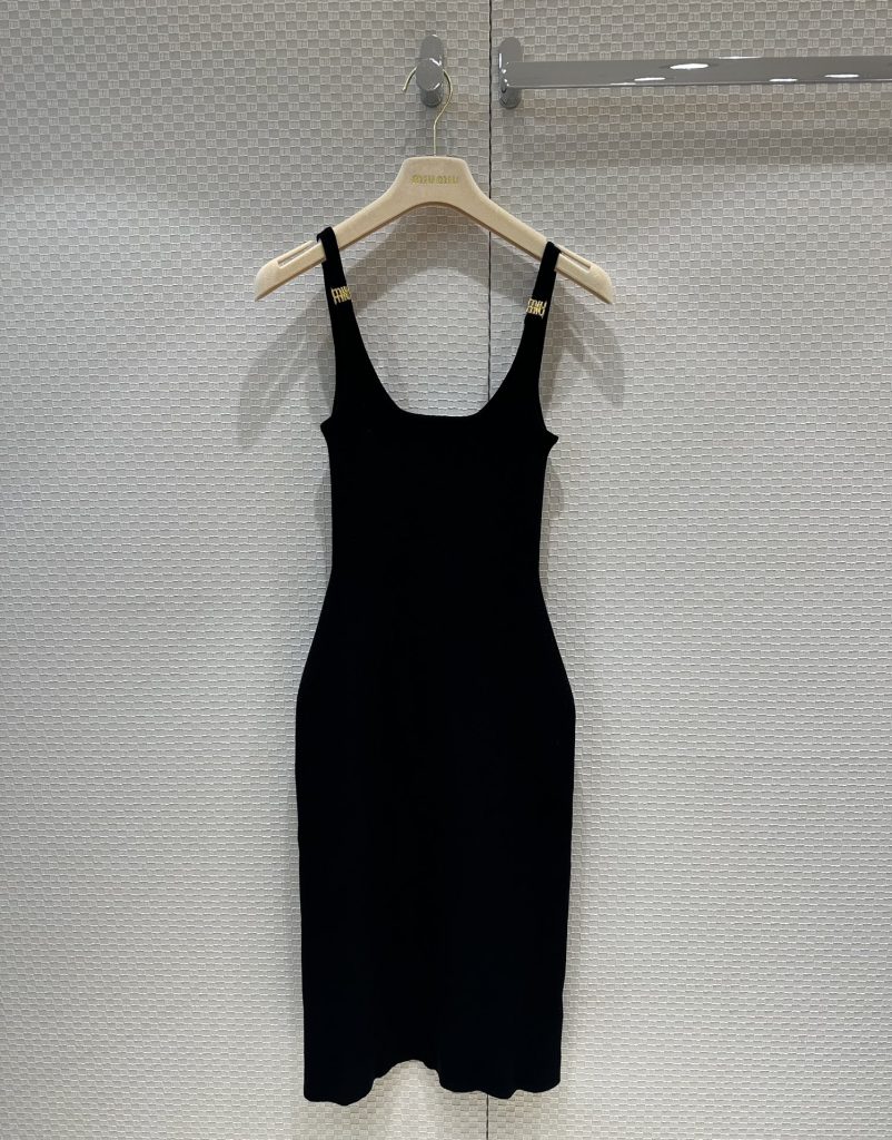Black-Ribbed-Bodycon-Dress-with-Gold-Detailing-by-Anu-Miu