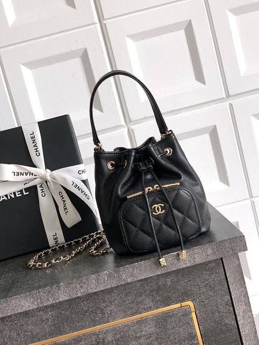 Chanel Black Quilted Leather Bucket Bag 001