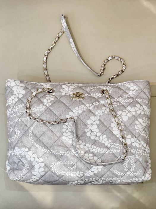 Chanel Quilted Floral Chain Shoulder Bag