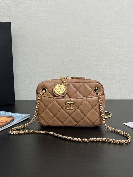 Chanel Quilted Leather Crossbody Bag 001