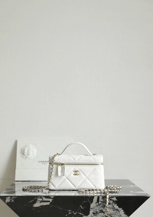 Chanel White Quilted Leather Crossbody Bag