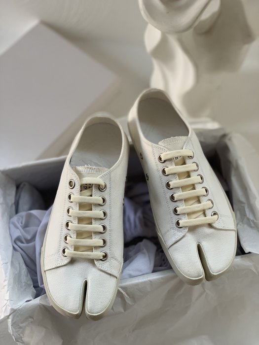 MaisonMargiela White Yupoo Men shoes Top quality Size 35-46