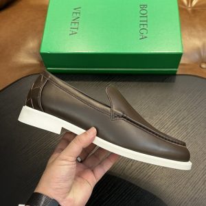 BottegaVeneta-Intrecciato-Mons-loafers-Brown