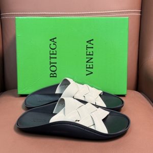 BottegaVeneta-Intrecciato-The-Green