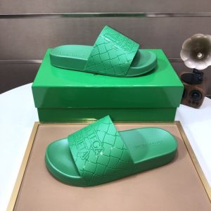 BottegaVeneta-Intrecciato-White