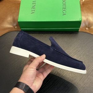 BottegaVeneta-Lake-Suede-Navy