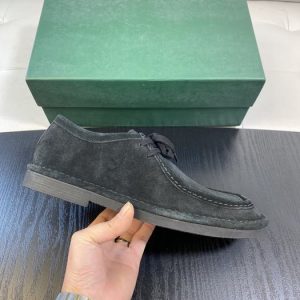 BottegaVeneta-Lug-Wallabee-stock-Black