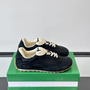 BottegaVeneta-Orbit-Low--Black