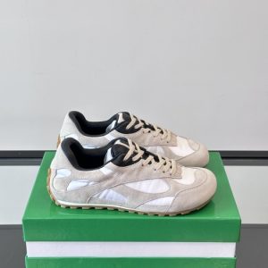 BottegaVeneta-Orbit-Low-Top-Beige