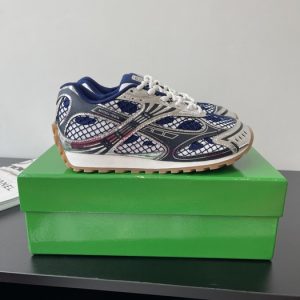 BottegaVeneta-Orbit-Mesh-Navy