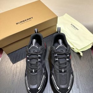 Burberry-Arthur-Sneakers-Chunky-Low--Black