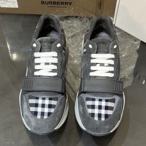 Burberry-Ramsey-Low-top-chunky-sneakers-Grey