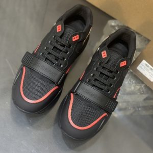 Burberry-Ramsey-Sneakers-with-Black