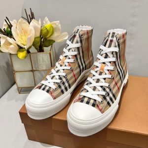 Burberry-Vintage-Check-High--Tan