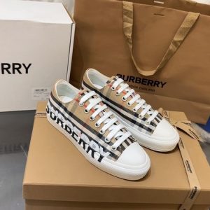 Burberry-Vintage-Check-Low--Brown