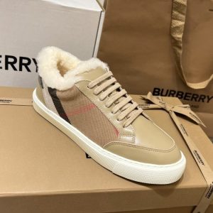 Burberry-Vintage-Check-Shearling-Trim-Low-Beige
