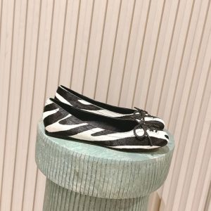 Jimmy Beige Women shoes Yupoo 1:1