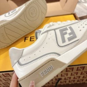 Fendi Women shoes Yupoo 1:1