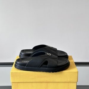 Fendi Women shoes Yupoo 1:1