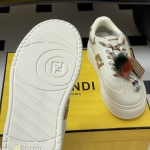 Fendi Women shoes Yupoo 1:1