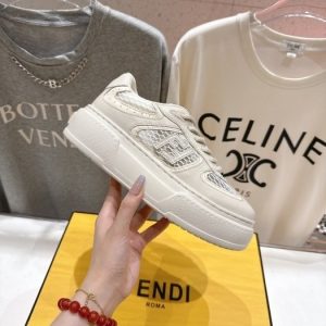 Fendi Women shoes Yupoo 1:1