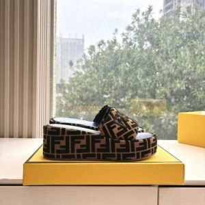 Fendi Women shoes Yupoo 1:1