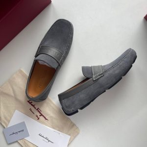 Ferragamo Grey Women shoes Yupoo 1:1