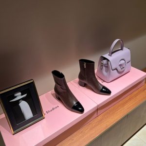 Ferragamo Brown Women shoes Yupoo 1:1