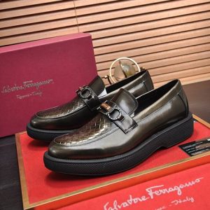 Ferragamo Grey Women shoes Yupoo 1:1