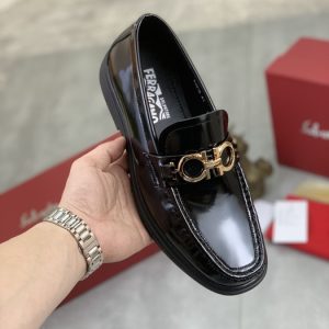 Ferragamo Black Women shoes Yupoo 1:1
