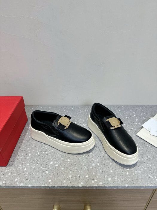 Ferragamo Black Women shoes Yupoo 1:1