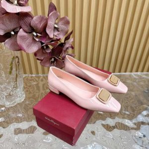 Ferragamo Beige Women shoes Yupoo 1:1