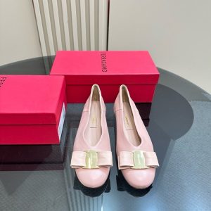 Ferragamo Beige Women shoes Yupoo 1:1