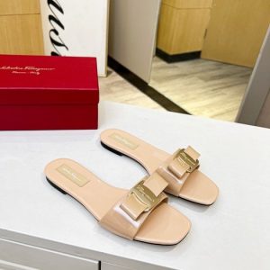 Ferragamo White Women shoes Yupoo 1:1
