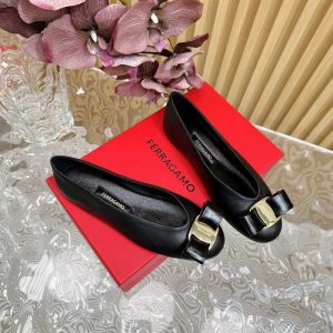 Ferragamo Black Women shoes Yupoo 1:1
