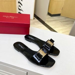 Ferragamo Black Women shoes Yupoo 1:1