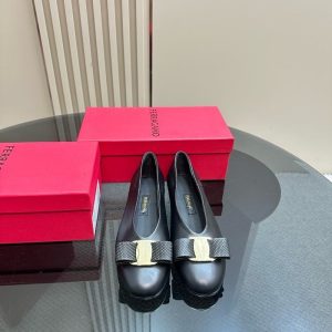 Ferragamo Black Women shoes Yupoo 1:1
